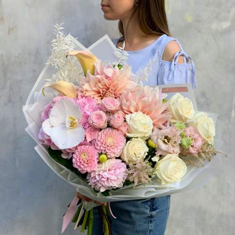 Bouquet «Fragile Lyudmila», Series of bouquets for the day of the angel of Lyudmila 2020