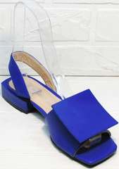 Красивые босоножки на невысоком каблуке женские Amy Michelle 2634 Ultra Blue.