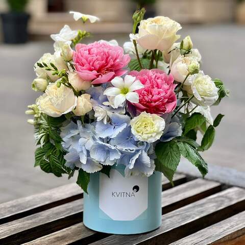 Light composition with premium peonies «Tourmaline Lake», Flowers: Eustoma, Rubus Idaeus, Paeonia, Hydrangea, Freesia, Rose