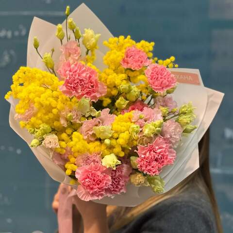 Fragrant bouquet «Dreamy», Flowers: Mimosa, Dianthus, Eustoma
