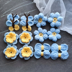 Метелик в'язаний блакитно-жовтий (ручна работа)