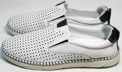 Белые спортивные туфли слипоны мужские кожаные с перфорацией Ridge Z-441 White Black.