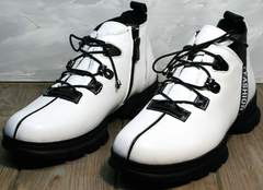 Кожаные ботинки на шнуровке женские Ripka 146White