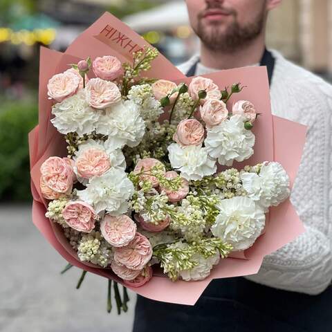 Pastel fragrant bouquet «Royal Spring», Flowers: Dianthus, Peony Spray Rose, Syringa