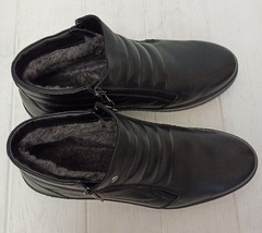 Кожаные ботинки мужские зимние. Черные зимние ботинки на цигейке  IKOS-1362-1