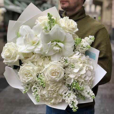Exquisite white bouquet «Birth of Aphrodite», Flowers: Hydrangea, Rose, Syringa, Hippeastrum

