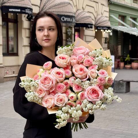 Photo of Luxurious bouquet with spray peony roses «Mother's Smile»