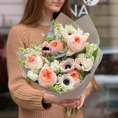 Delicate bouquet of peach peony roses and light spring flowers «Lightness of touch», Flowers: Pion-shaped rose, Syringa, Anemone, Tulipa, Eucalyptus