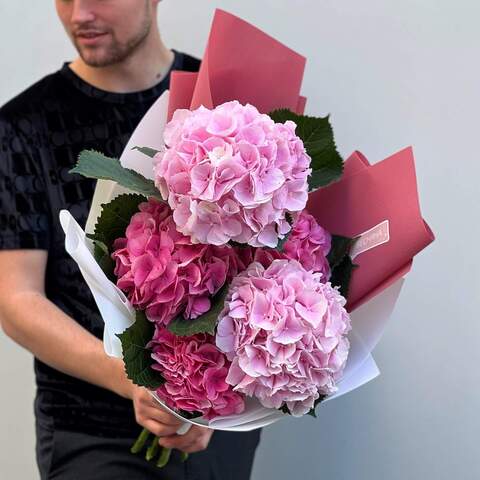 Photo of Bouquet of 5 hydrangeas «Pink butterfly»