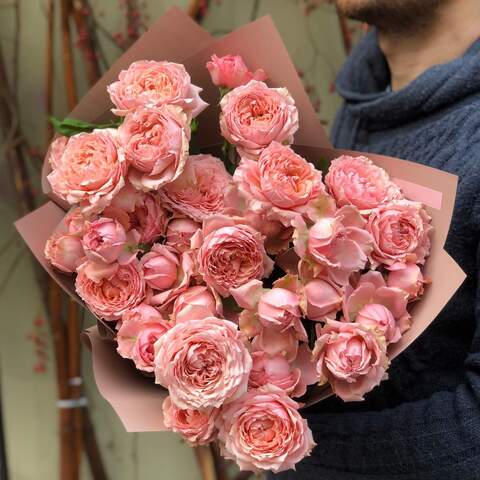 9 branches of Juliet spray peony roses in a bouquet «Peachy Lace», Flowers: Peony Spray Rose of Juliet variety, 9 branches.