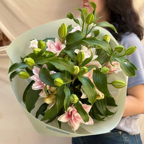 5 peony shaped lilies in a bouquet «Aphrodite's Thoughts», Flowers: Peony-shaped Lilium, 5 pcs.