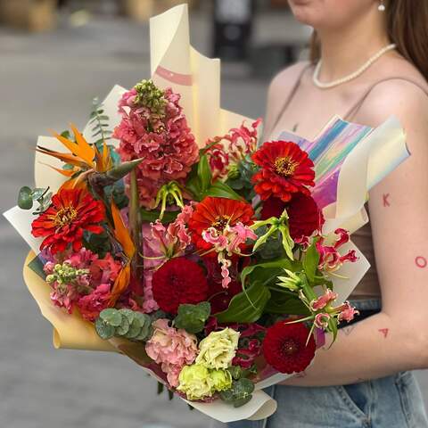 Bright bouquet with strelitzia «Passionate Olga», Flowers: Zinnia, Gloriosa, Hydrangea, Strelitzia, Antirinum, Eustoma, Dahlia, Eucalyptus