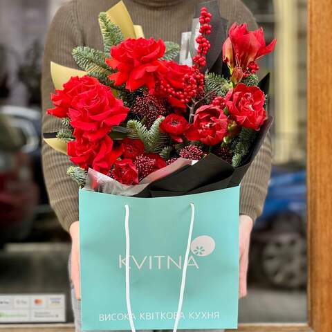 Photo of Bright red bouquet with Nina roses, ranunculi and amaryllis «Flame of winter»