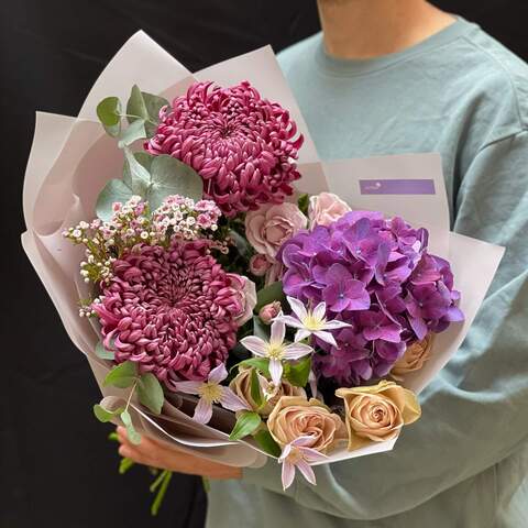 Bouquet «Lviv compliment», Flowers: Hydrangea, Clematis, Chrysanthemum, Peony Spray Rose, Chamelaucium, Eucalyptus