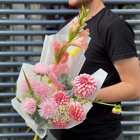 Bouquet «Pink Hedgehog», Flowers: Dahlia, Aster, Hydrangea, Gladiolus, Eucalyptus, Tanacetum, Panicum