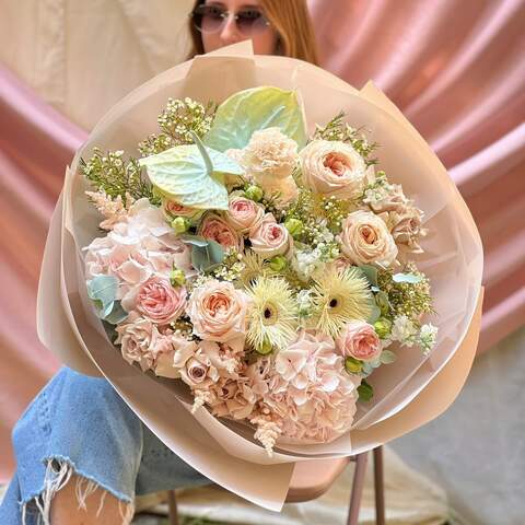 Bouquet «Mint candy», Flowers: Pion-shaped rose, Anthurium, Dianthus, Chamelaucium, Gerbera, Matthiola, Astilbe, Hydrangea, Eucalyptus, Bush Rose