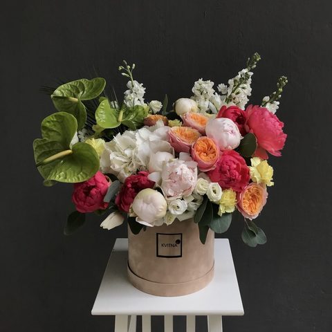 Коробка с цветами «Дыхание весны»