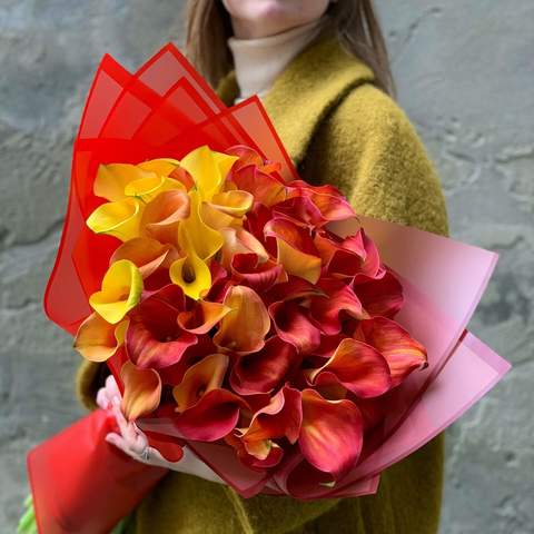 51 calla lilies «Hot Heart», A bouquet of 51 calla lilies is so hot it will melt the ice.