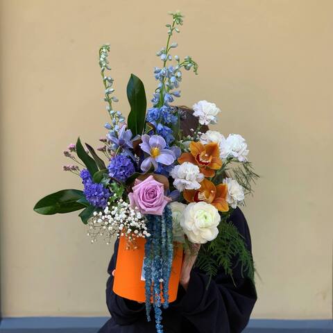 Box with flowers «Blue Dragon», Flowers: Cymbidium, Delphinium, Rose, Dianthus, Ranunculus, Gypsophila, Magnolia, Tulipa