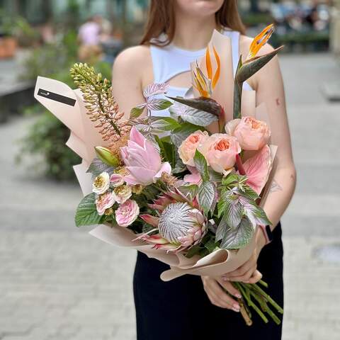 Photo of Exotic bouquet with protea and strelitzia «Singing in the Jungle»