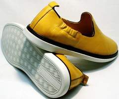 Модные летние туфли на плоской подошве King West 053-1022 Yellow-White.