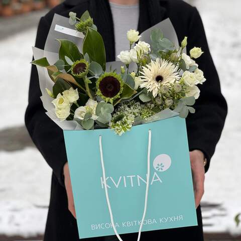 Photo of White and green bouquet with ranunculi and sunflowers «Snowy for Anna»