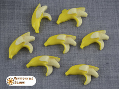 Пластиковый декор Банан №1