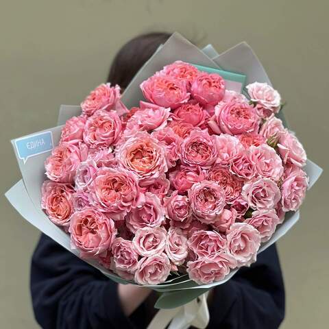 15 гілок кущової піоновидної троянди у букеті «Мереживні троянди», Квіти: Троянда кущова піоновидна Pink Majolika та Juliet