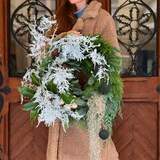 Photo of Christmas wreath «Frosty fragility»