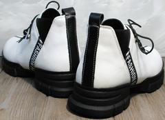 Женские кожаные ботинки на шнурках Ripka 146White