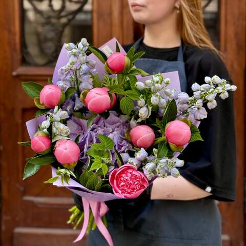 Summer bouquet with peonies and delphinium «Hello, Summer!», Flowers: Paeonia, Rubus Idaeus, Hydrangea, Delphinium