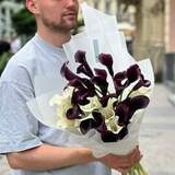 Photo of 39 callas in a bouquet «Cozy callas»