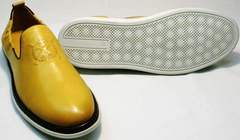 Повседневные туфли мужские модные King West 053-1022 Yellow-White.