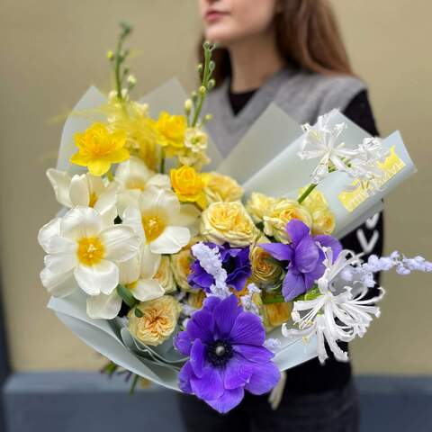 Bouquet «Ultramarine», Flowers: Tulipa, Anemone, Matthiola, Bush Rose, Merine, Narcissus