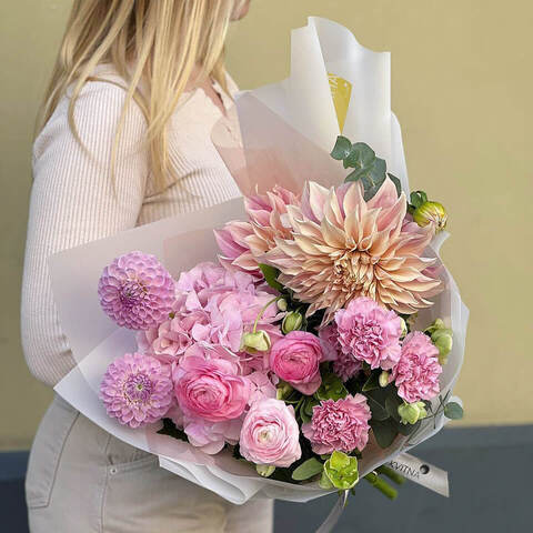 Photo of Bouquet «Tenderness Extravaganza»