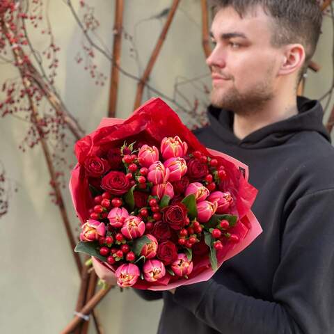 Photo of Bright textured bouquet «Winter Sweets»