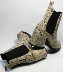 Осенние ботинки на толстом каблуке Kluchini 13065 k465 Snake.