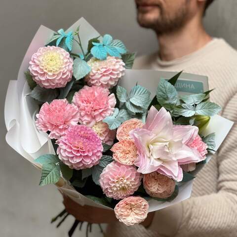 Light pastel bouquet «Pink Pattern», Flowers: Peony Spray Rose, Dahlia, Lilium, Dianthus, Rubus Idaeus