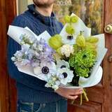 Photo of Light bouquet with delphinim and anemones «Blue-eyed dragon»