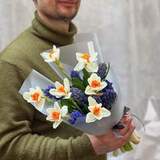 Photo of Spring bouquet of fragrant primroses «Favorite breakfast»