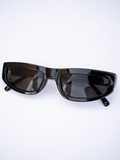 Квадратные солнцезащитные очки в черной оправе Zuzu фото 2
