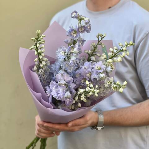 9 delphiniums in a bouquet «Lilac ray», Flowers: Delphinium