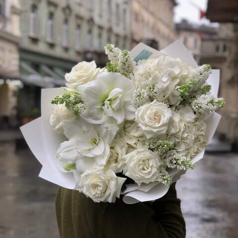 Photo of Exquisite white bouquet «Birth of Aphrodite»