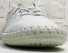 Модные кроссовки мокасины женские на шнурках Rozen 115 All White.