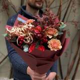 Photo of Interesting autumn bouquet «Bronze Note»