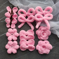Квітка з пелюстками в'язана рожева (ручна работа)