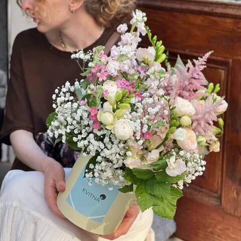 Box with flowers «Glimmer of tenderness», Flowers: Oxypetalum, Bush Rose, Astilbe, Gypsophila, Freesia, Matthiola, Raspberry twigs