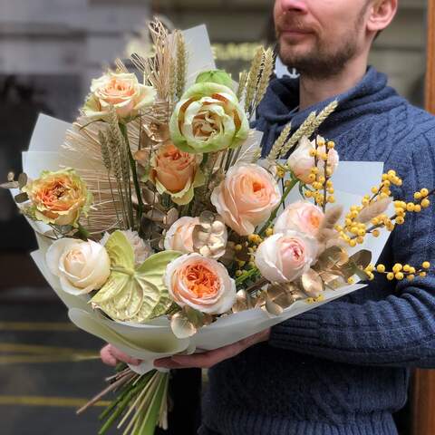 Airy bouquet in warm shades «Sunny City», Flowers: Anthurium, Ilex, Pion-shaped rose, Lagurus, Hippeastrum, Dianthus, Eucalyptus, Wheat