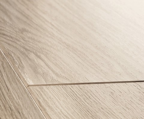 Light grey varnished Oak planks | Ламинат QUICK-STEP UF1304