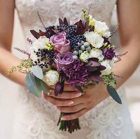 Букет невесты Свадебный фиолет, Планируете модную свадьбу в 2018 году?